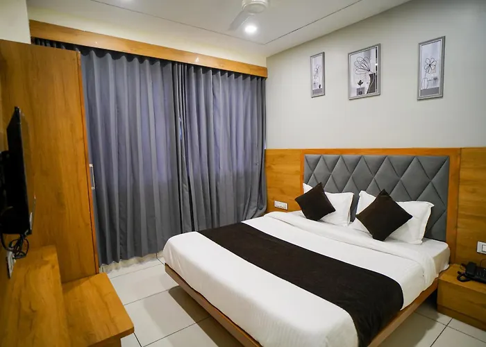 Hotel Suncity Ahmedabad